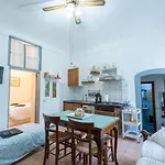 Appartement Angolo Di - In The Heart Of The Old Town *